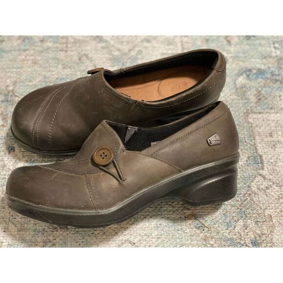 Keen MORA BUTTON 1014105 Antique Brown Oiled Leather Service Clogs 6 - Picture 1 of 5